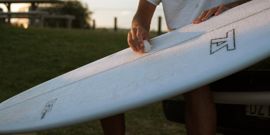 Epoxy vs. Poly Surfboards: Understanding Surfboard Construction